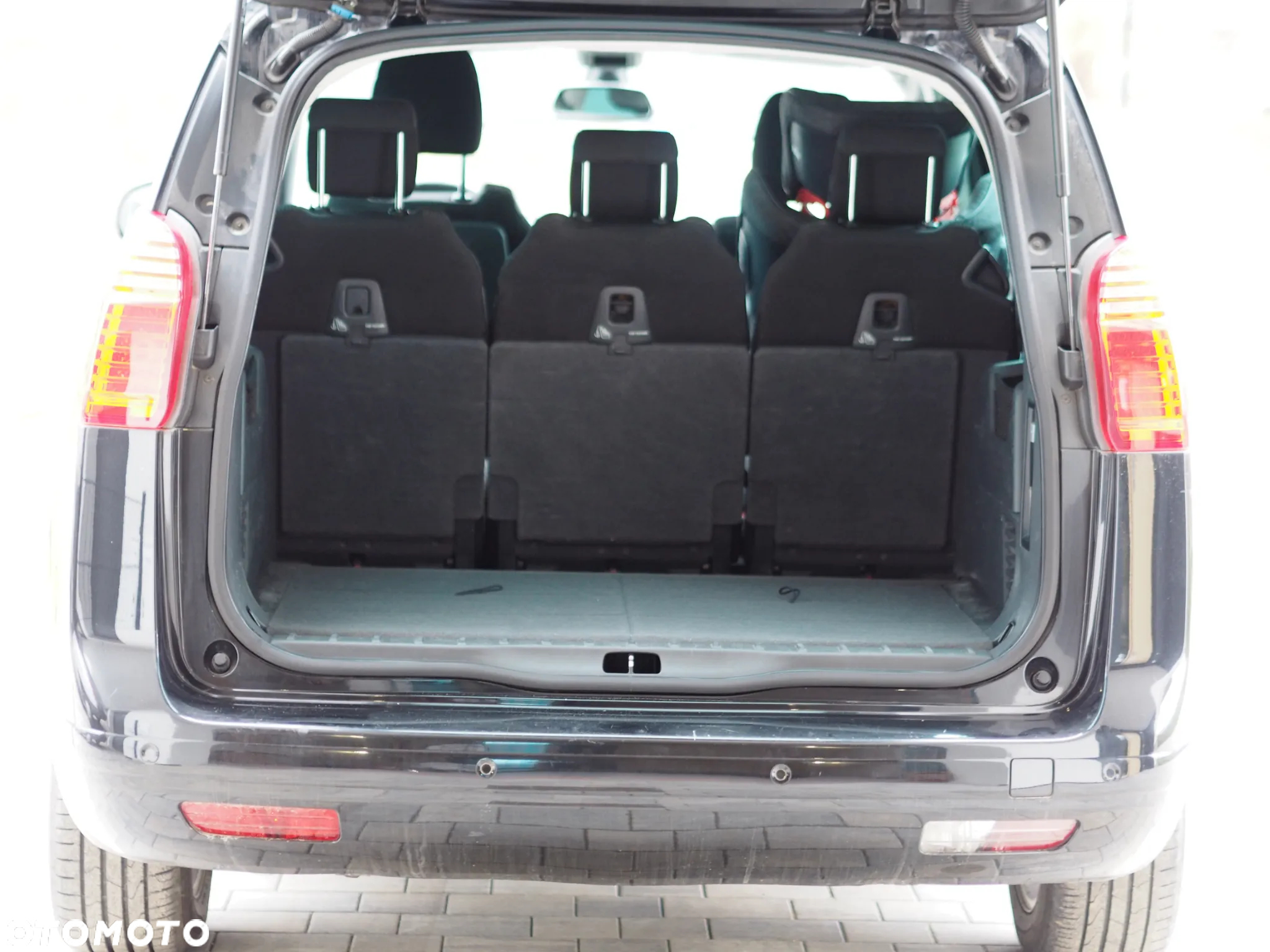 Peugeot 5008 1.6 THP Active - 3