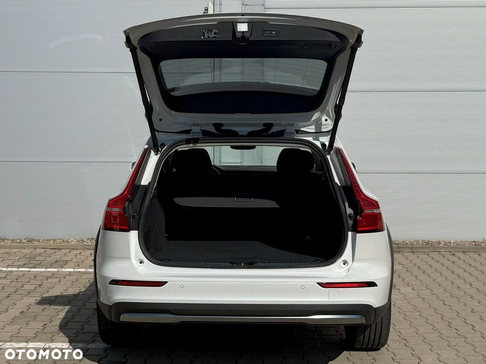 Volvo V60 Cross Country Plus B5 B AWD - 9