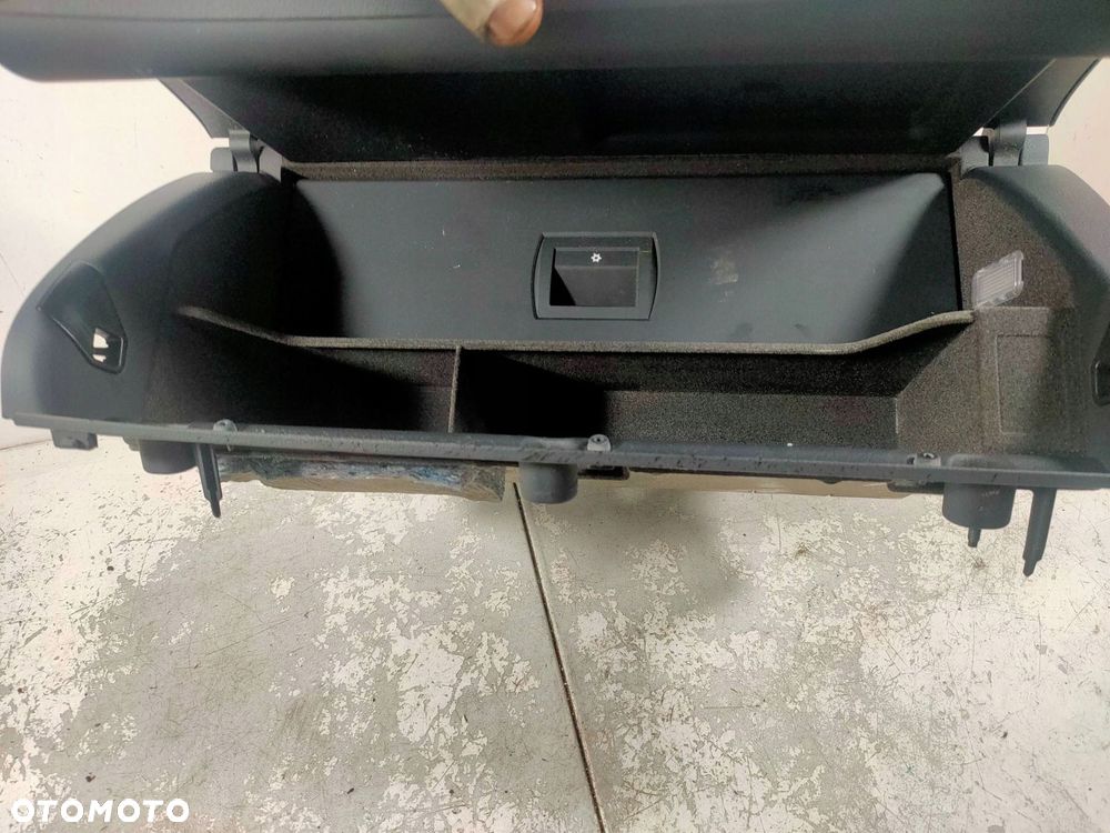 schowek pasażera lodóka audi a4 b6 b7 czarny - 4