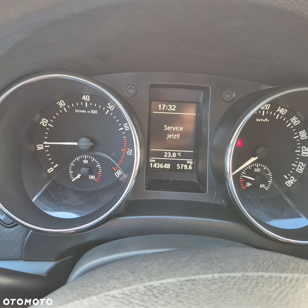 Skoda Yeti 1.2 TSI Elegance PLUS EDITION - 9