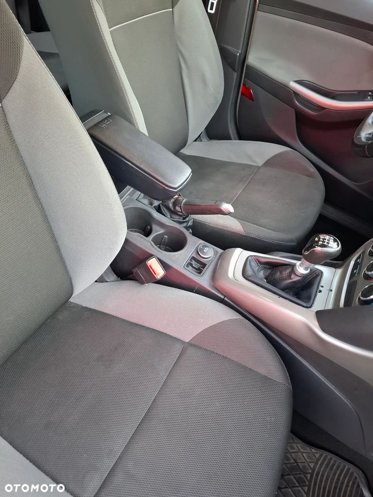 Ford Focus - 16