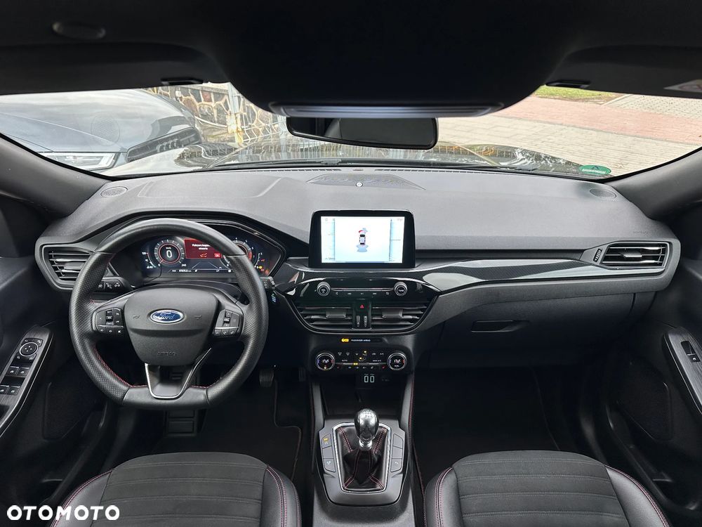 Ford Kuga 1.5 EcoBoost ST-LINE X - 26