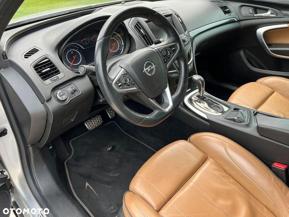 Opel Insignia - 22