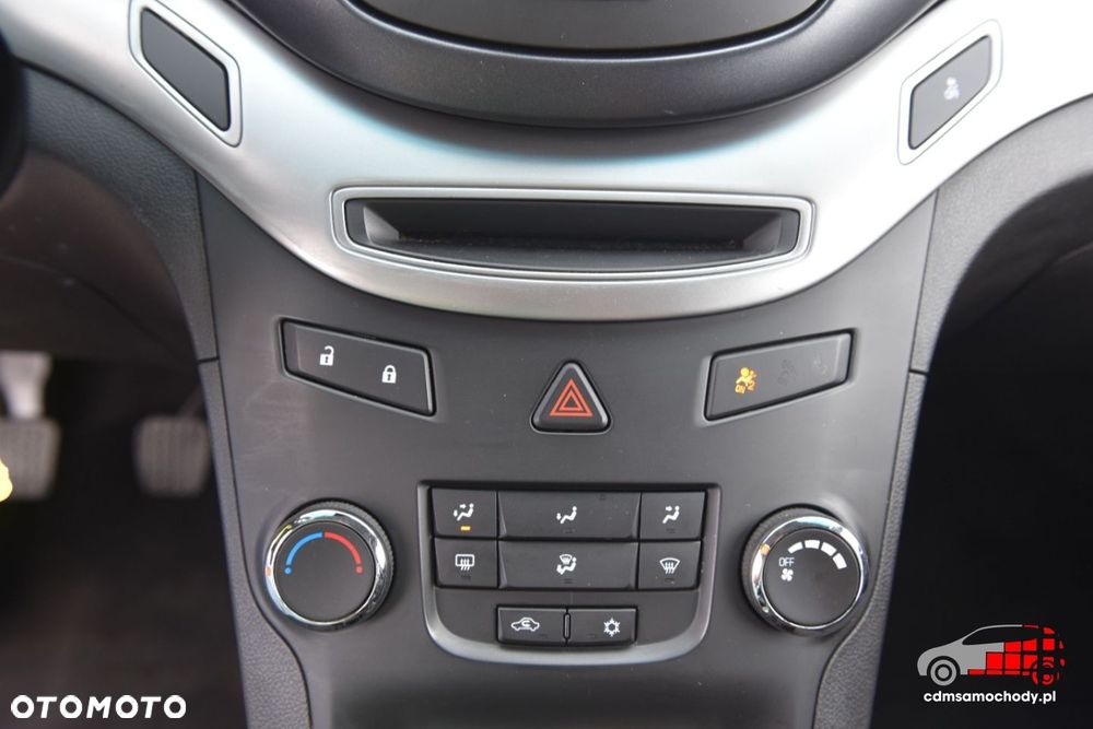 Chevrolet Orlando - 29
