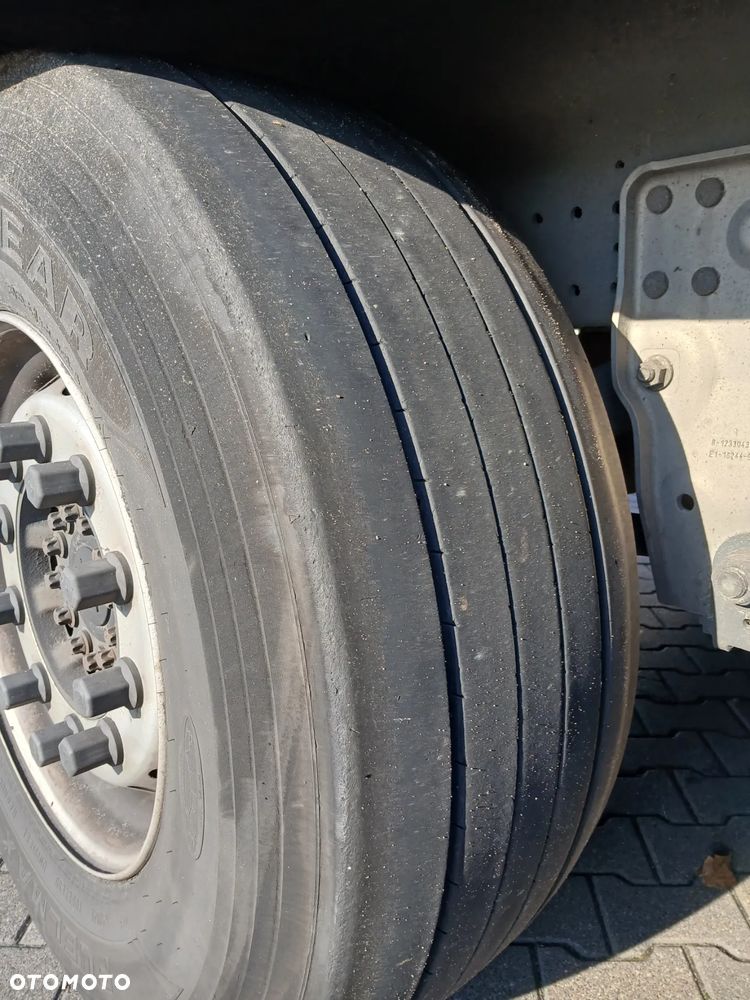 Schmitz Cargobull Firana - 10