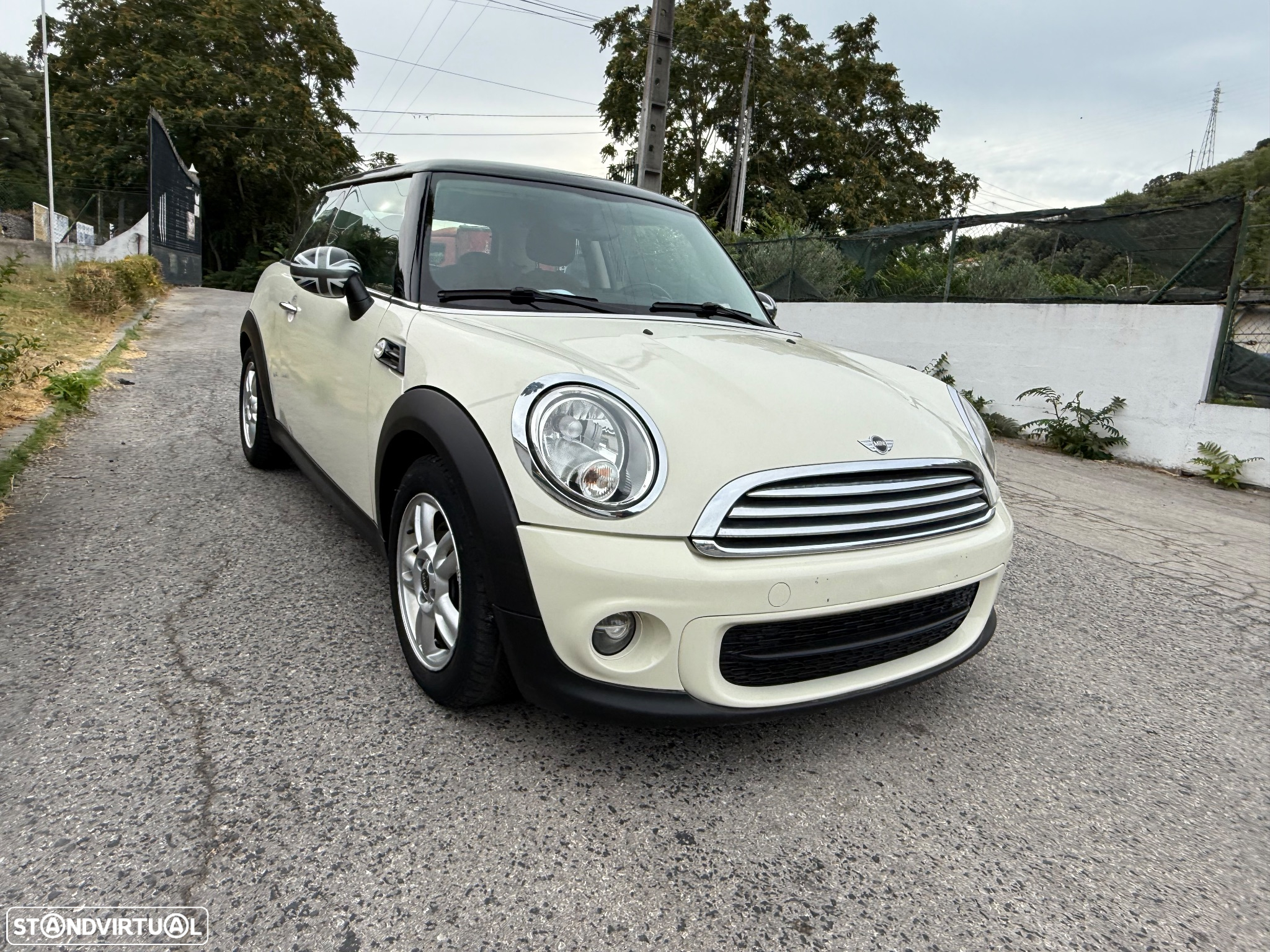 MINI 3 Portas Cooper D - 12