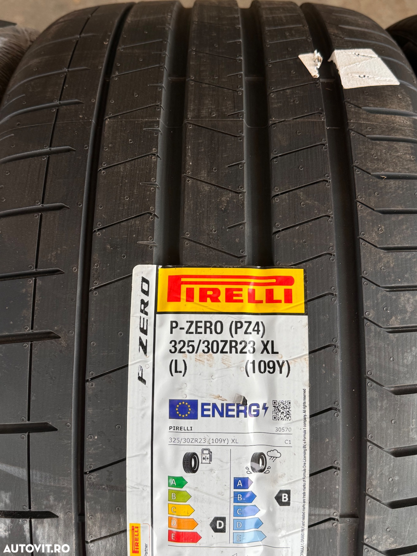 Vând set anvelope 285/35/23-325/30/23 Pirelli de vară noi cu L - 4