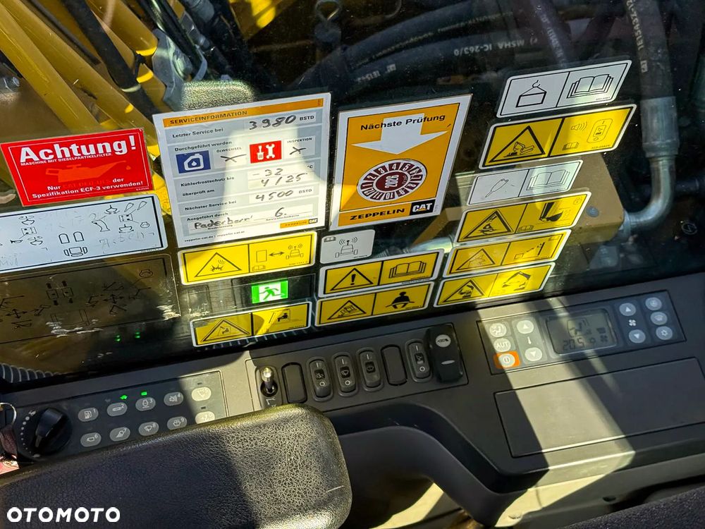 Caterpillar 313 FL 14,2T - 25