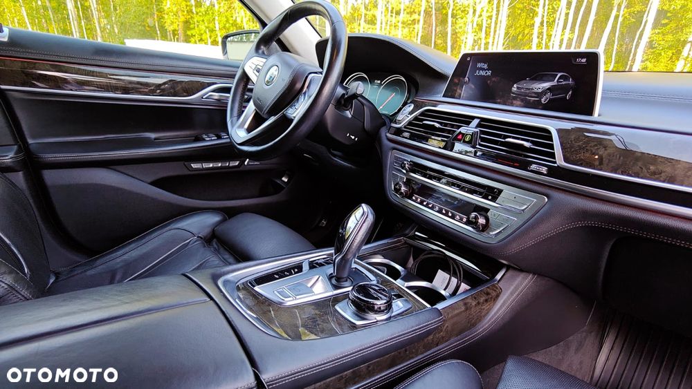 BMW Seria 7 750Li Edition Exclusive - 9