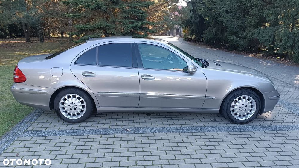 Mercedes-Benz Klasa E 200 Kompressor Automatik Elegance - 26