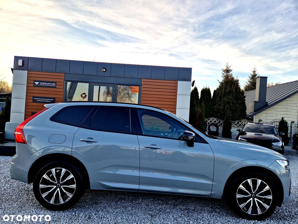 Volvo XC 60 B4 D AWD Plus Dark - 27