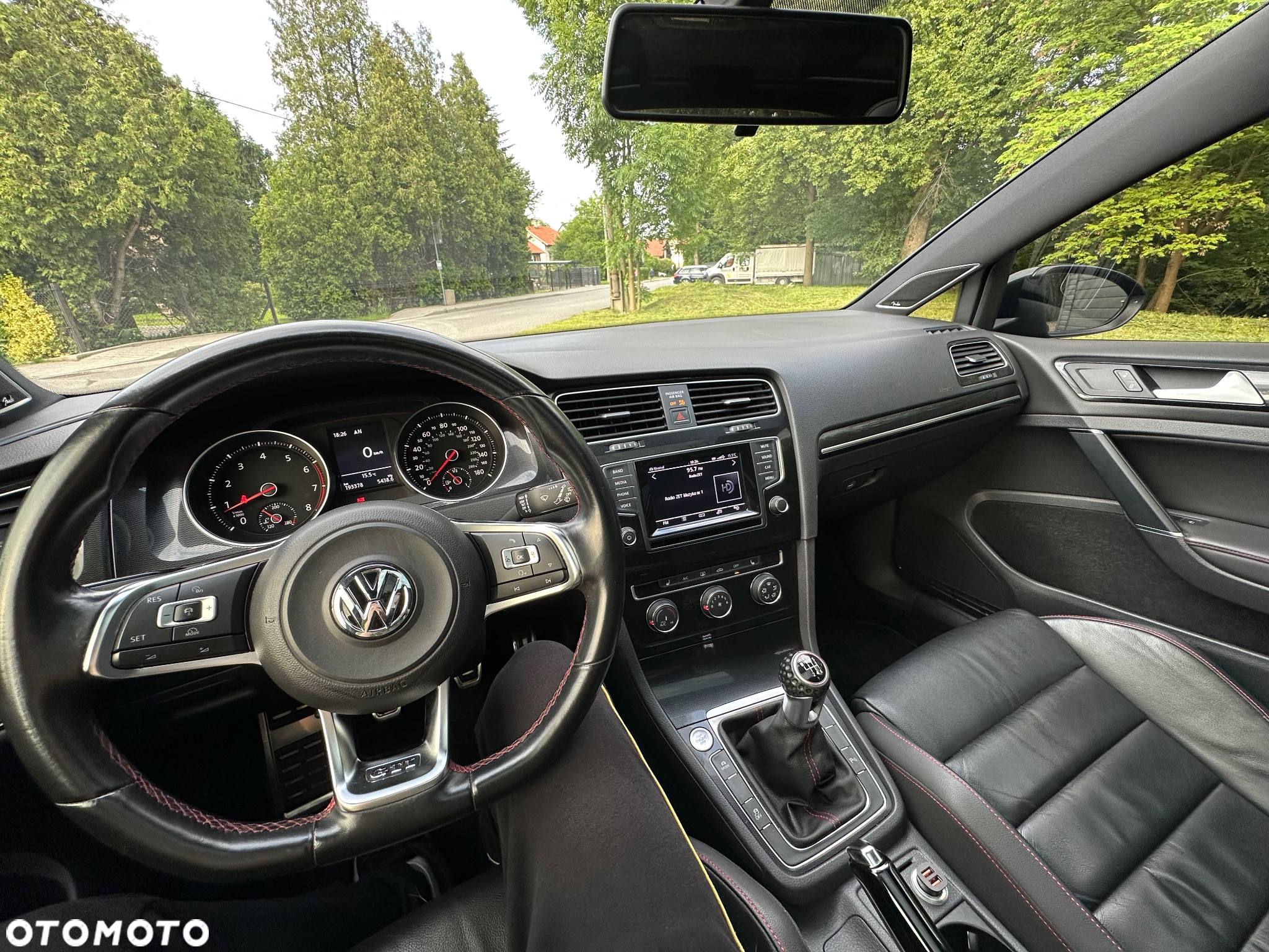 Volkswagen Golf VII 2.0 TSI BMT GTI - 13