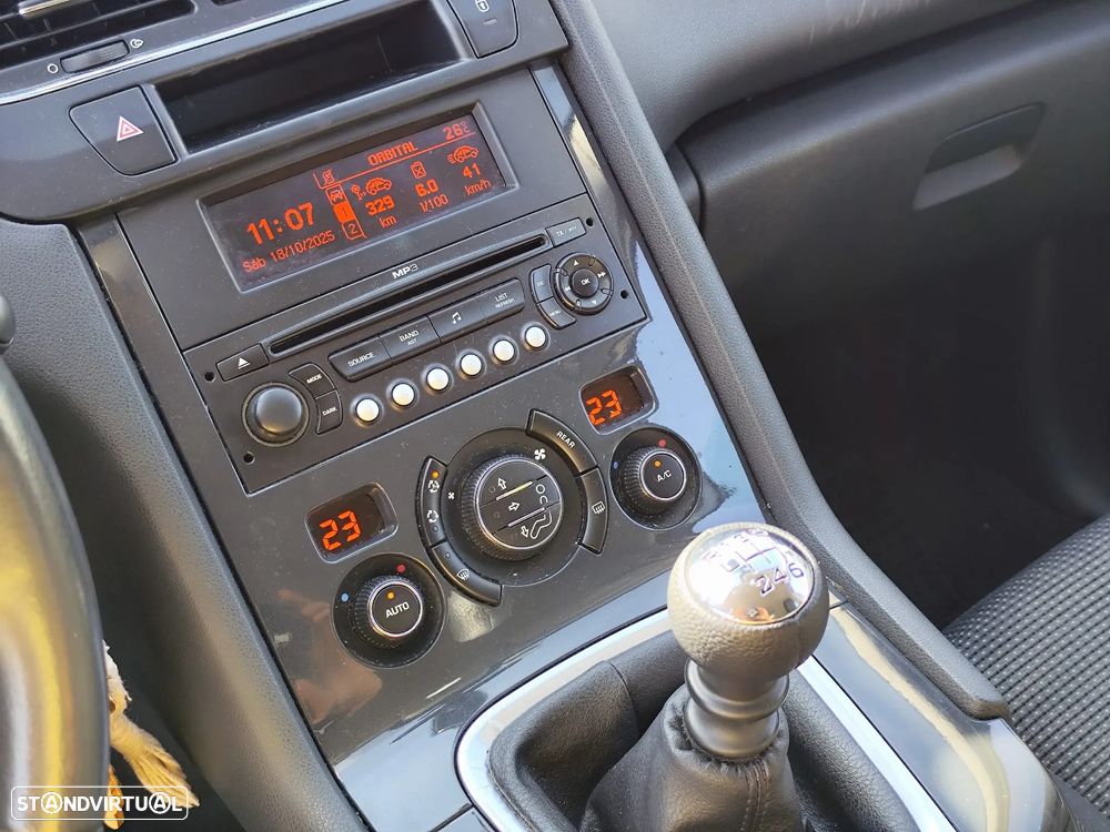 Peugeot 5008 1.6 HDi Executive - 12