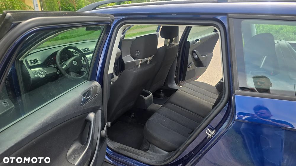 Volkswagen Passat 1.9 TDI DPF Individual - 27