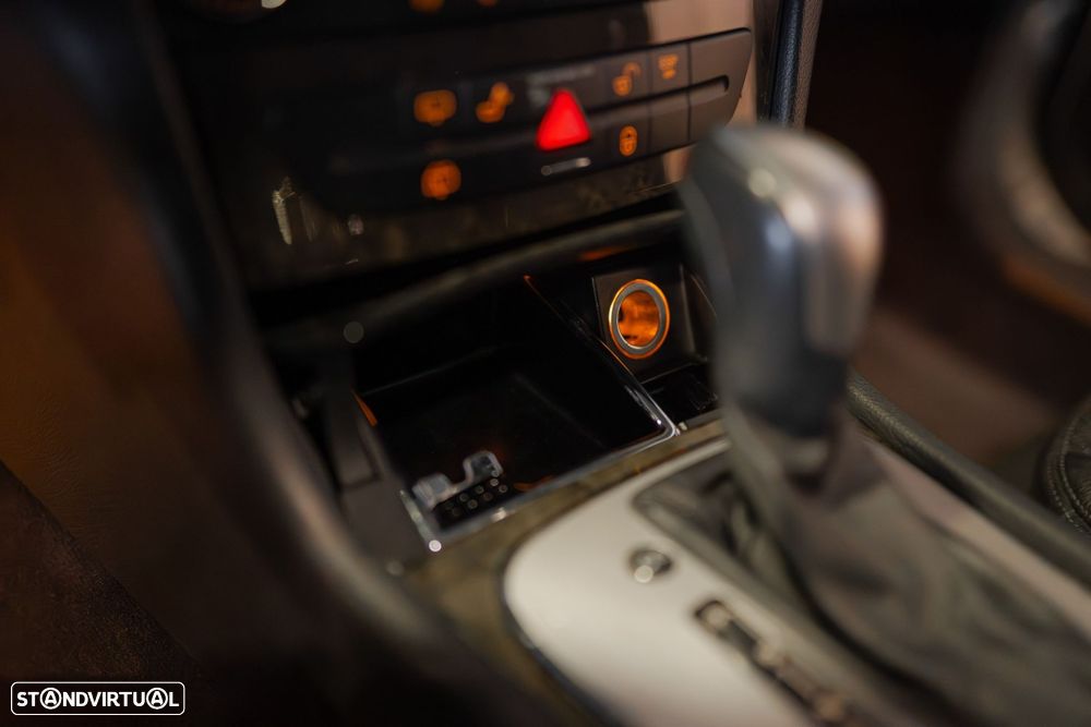 Mercedes-Benz E 320 CDi Avantgarde - 44