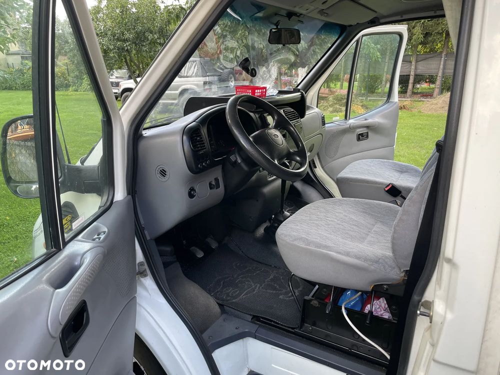 Ford Transit - 5
