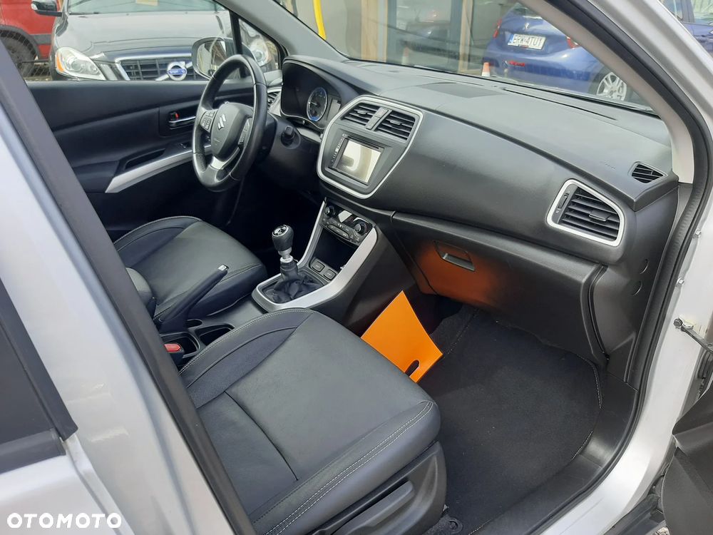 Suzuki SX4 S-Cross 1.6 DDiS 4x2 limited+ - 14
