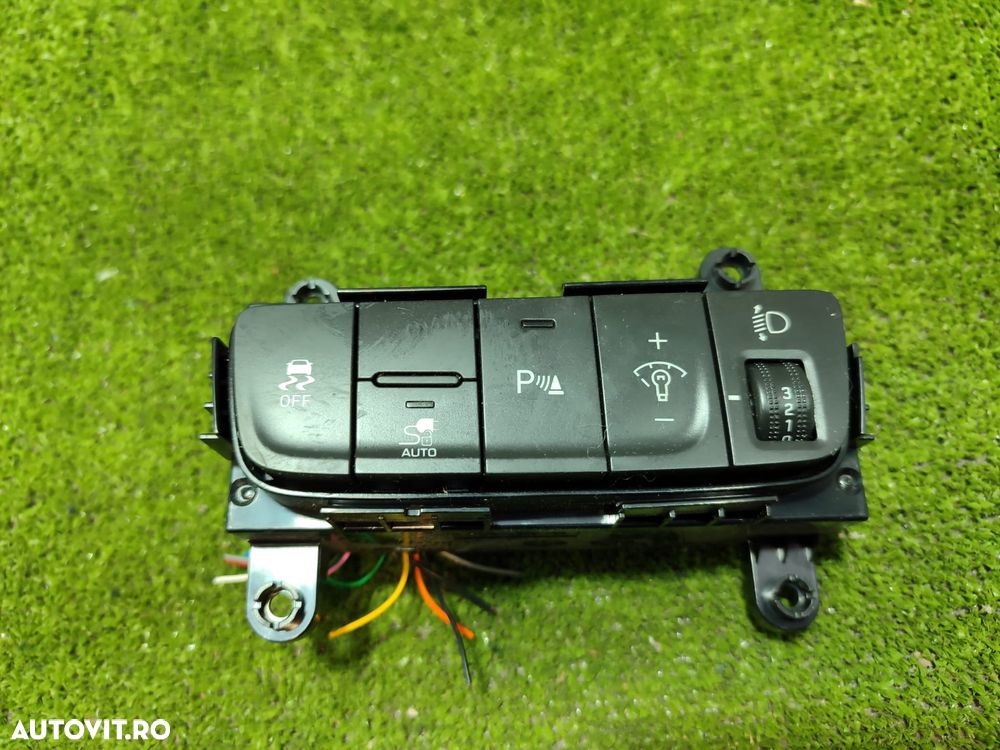 BLOC CONTROL LUMINI HYUNDAI KONA ELECTRIC 2022 COD OEM 93710-K4TE0TRY / 3Y81A6-1000 / 2021-2023 - 1