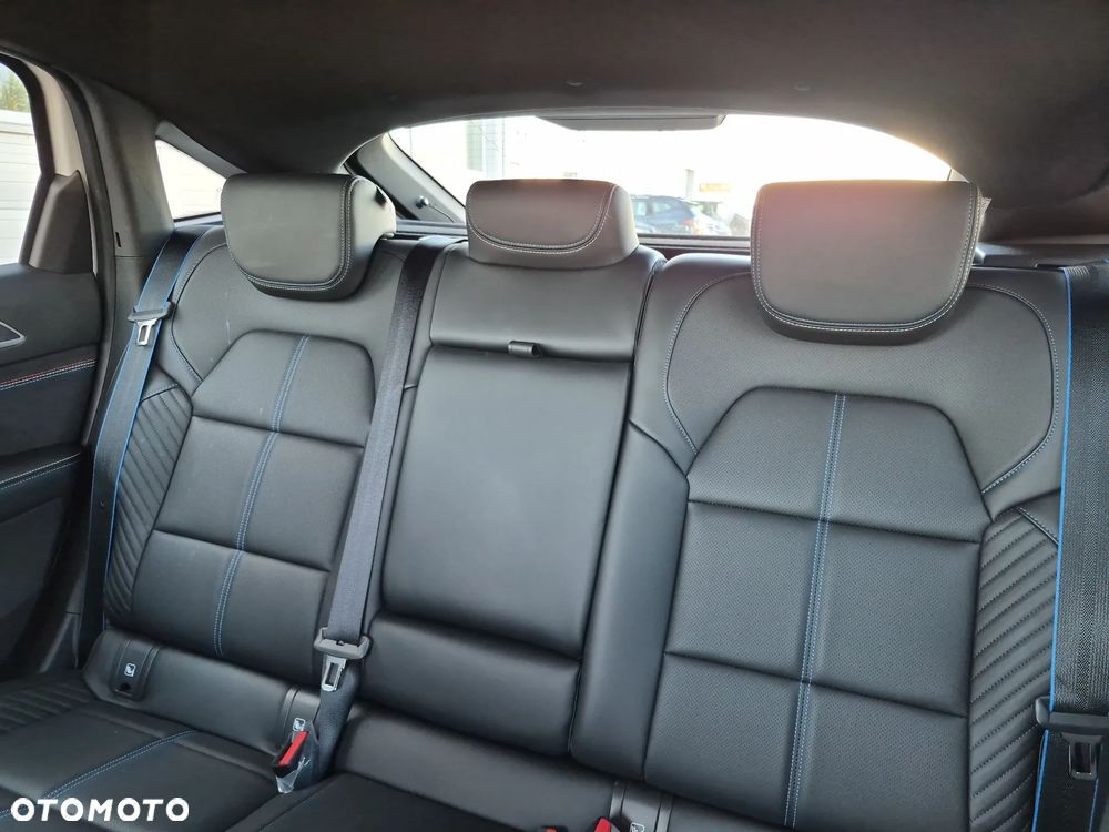 Renault Arkana 1.3 TCe mHEV Esprit Alpine EDC - 16