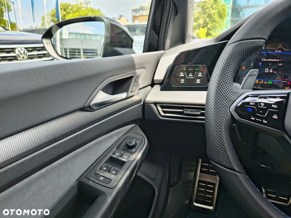 Volkswagen Golf - 19