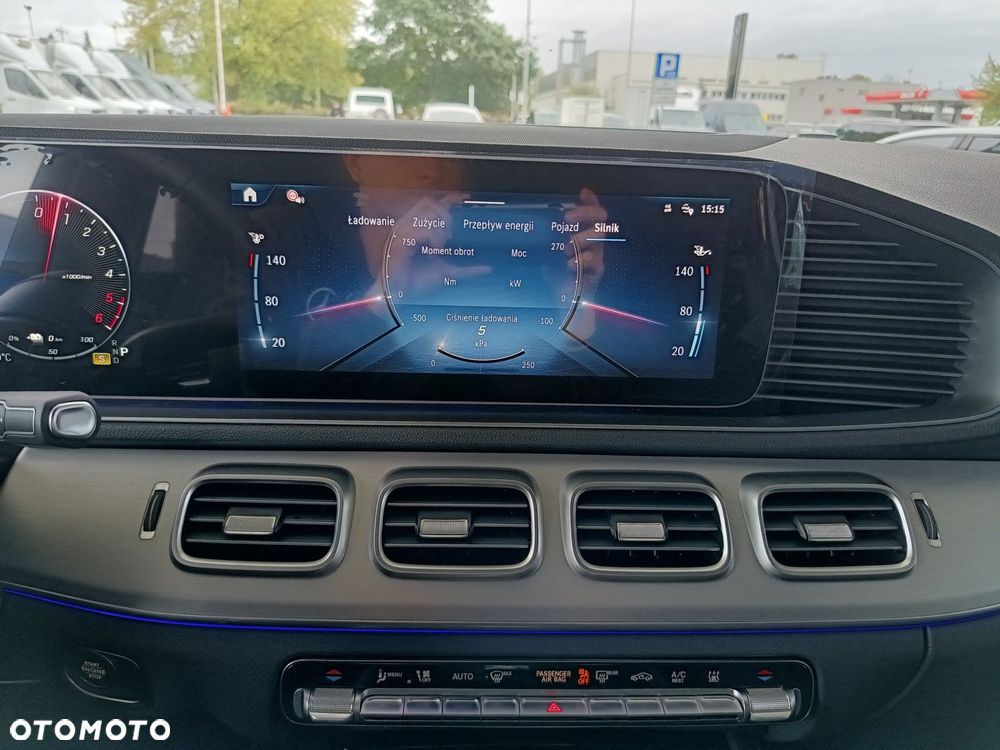 Mercedes-Benz GLE - 28