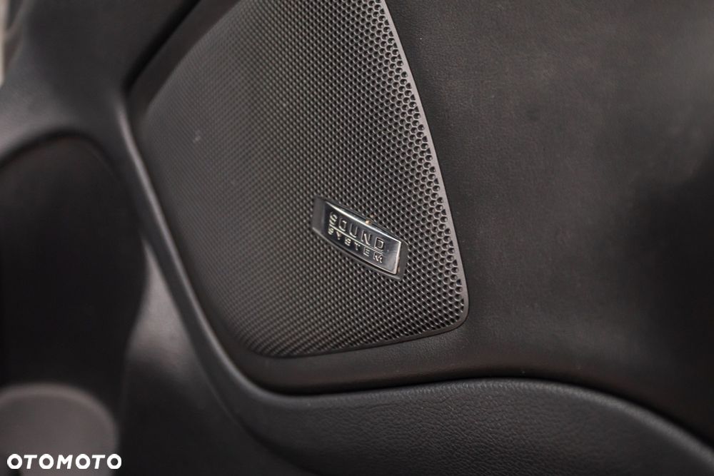 Skoda Octavia 2.0 TDI CR DPF RS - 26