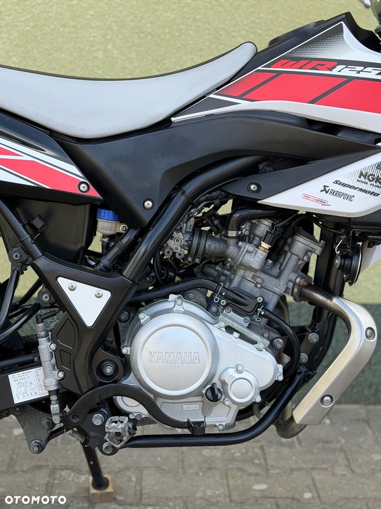 Yamaha WR - 8