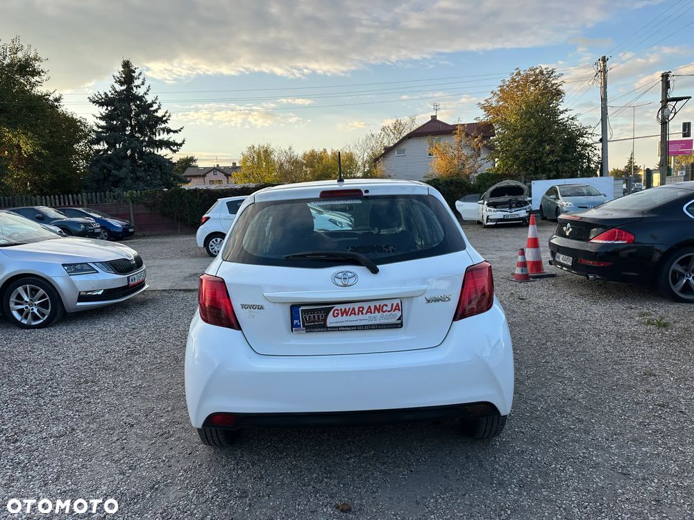 Toyota Yaris - 9