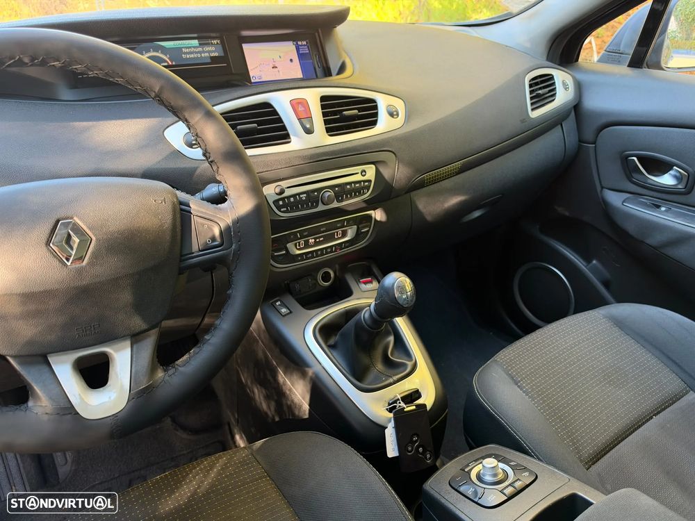 Renault Scénic 1.5 dCi Dynamique S - 7