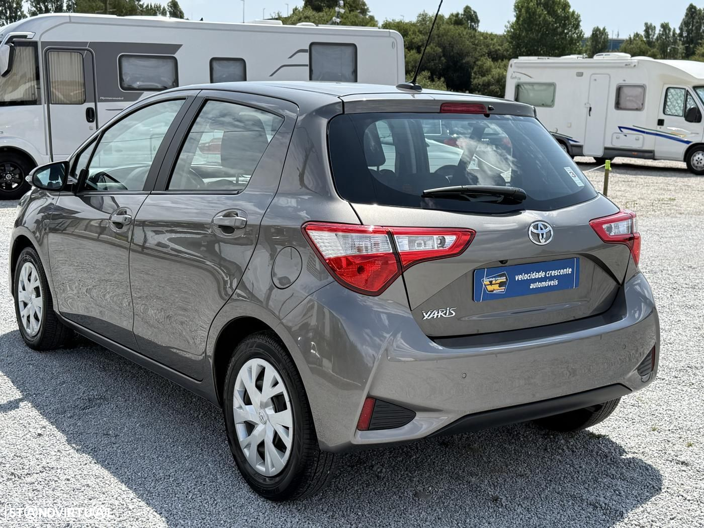 Toyota Yaris 1.0 VVT-i Comfort Plus - 11