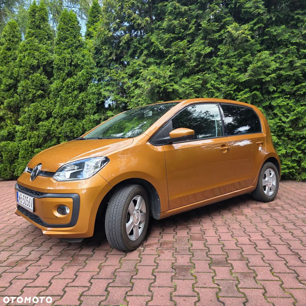 Volkswagen up! high - 5