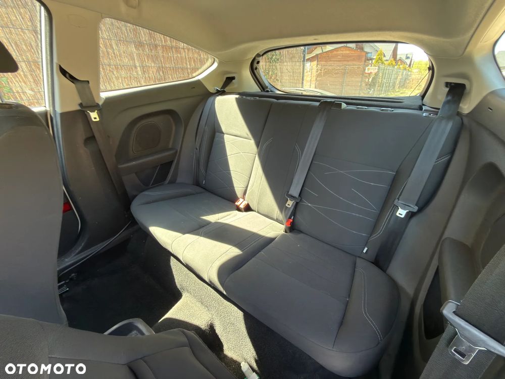 Ford Fiesta - 9