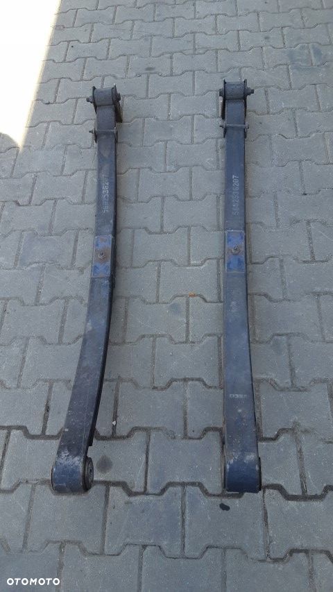 Iveco Daily IV Resor tył 2 pióra 5802536207 - 1