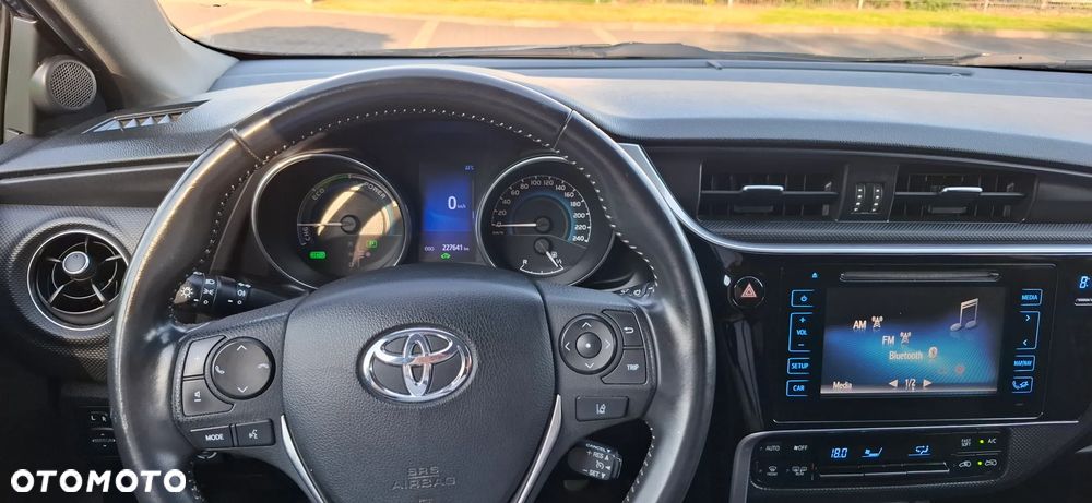 Toyota Auris - 10