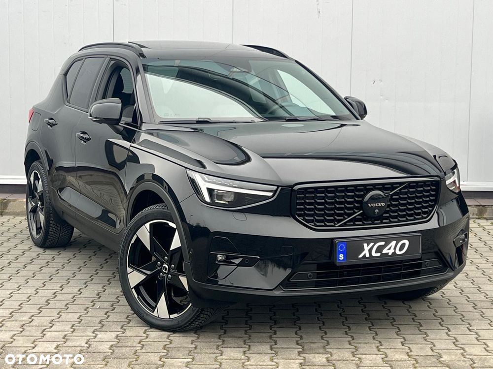 Volvo XC 40 B4 AWD Ultimate Dark - 5