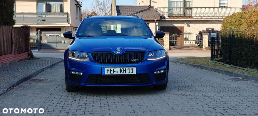Skoda Octavia 2.0 TDI (Green tec) DSG RS - 3