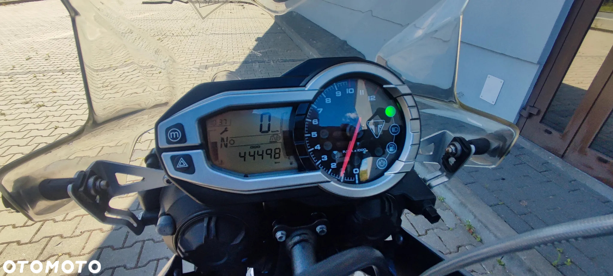 Triumph Tiger - 7