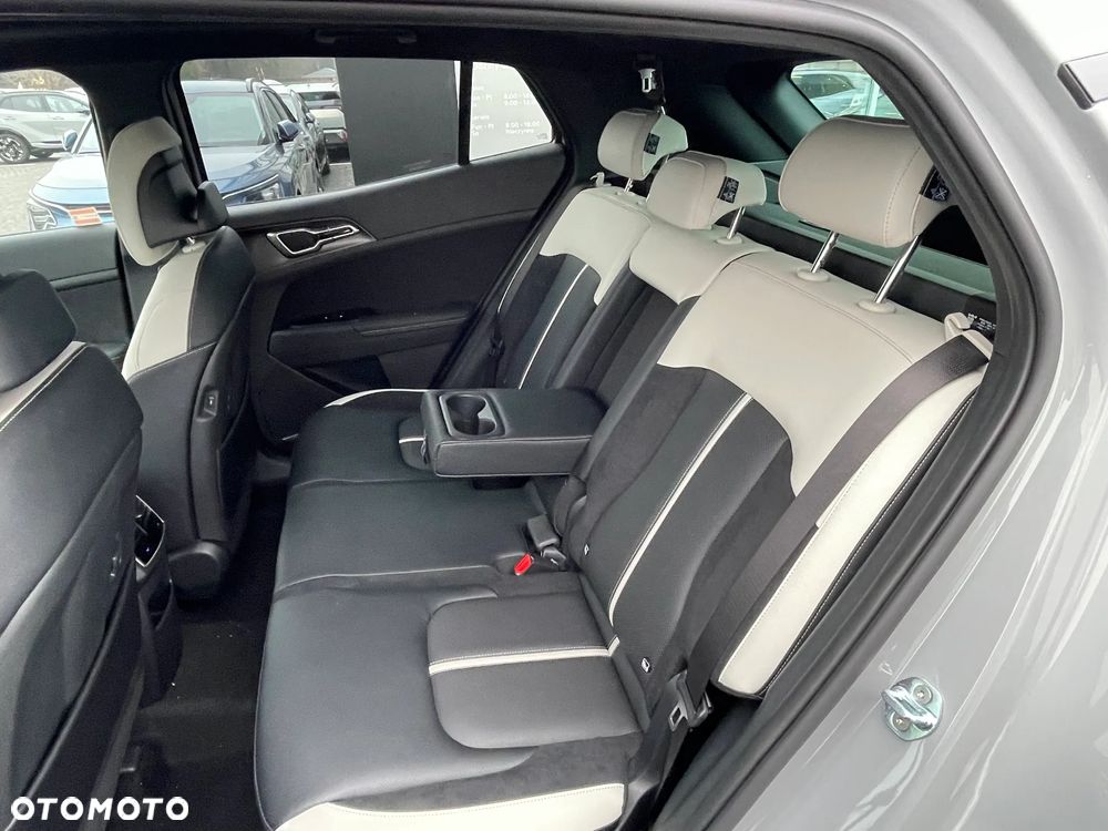 Kia Sportage 1.6 T-GDI HEV GT Line 2WD - 23