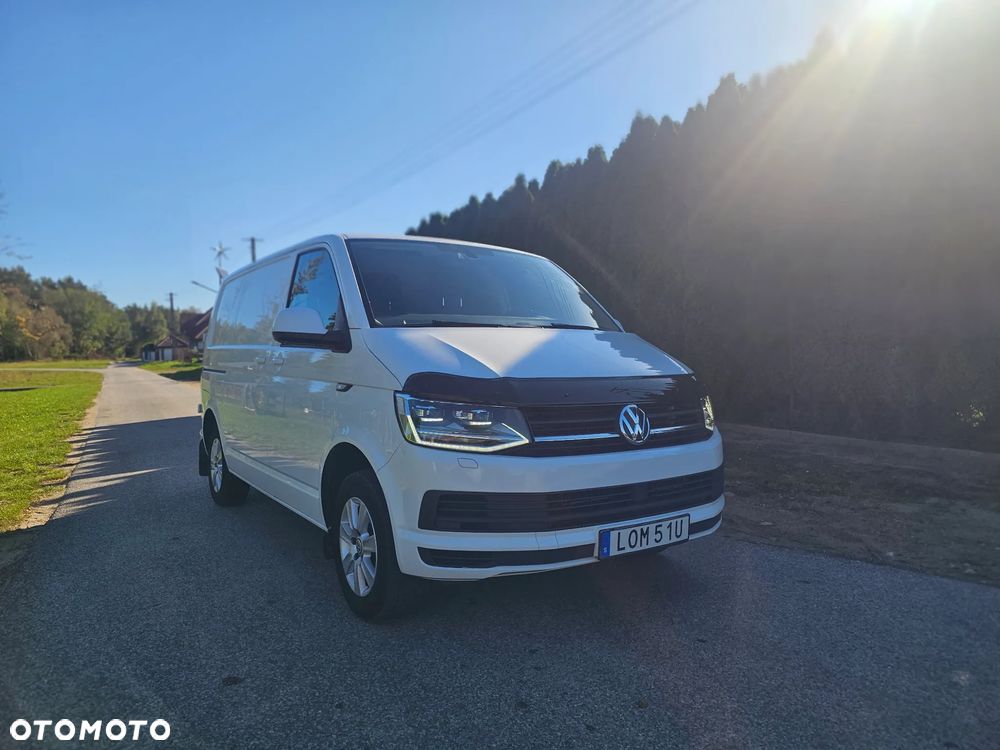 Volkswagen Transporter - 2