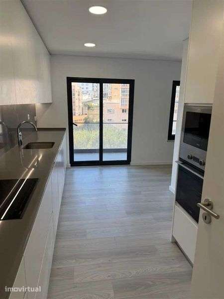 Apartamento T3 de 144 m² em Sintra, Lisboa - Grande imagem: 2/12