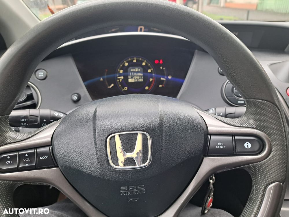 Honda Civic 1.8i ES - 4