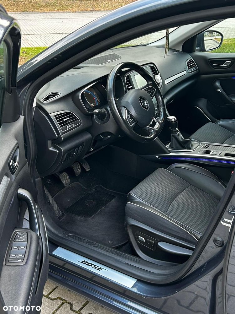 Renault Megane 1.6 dCi Bose - 11
