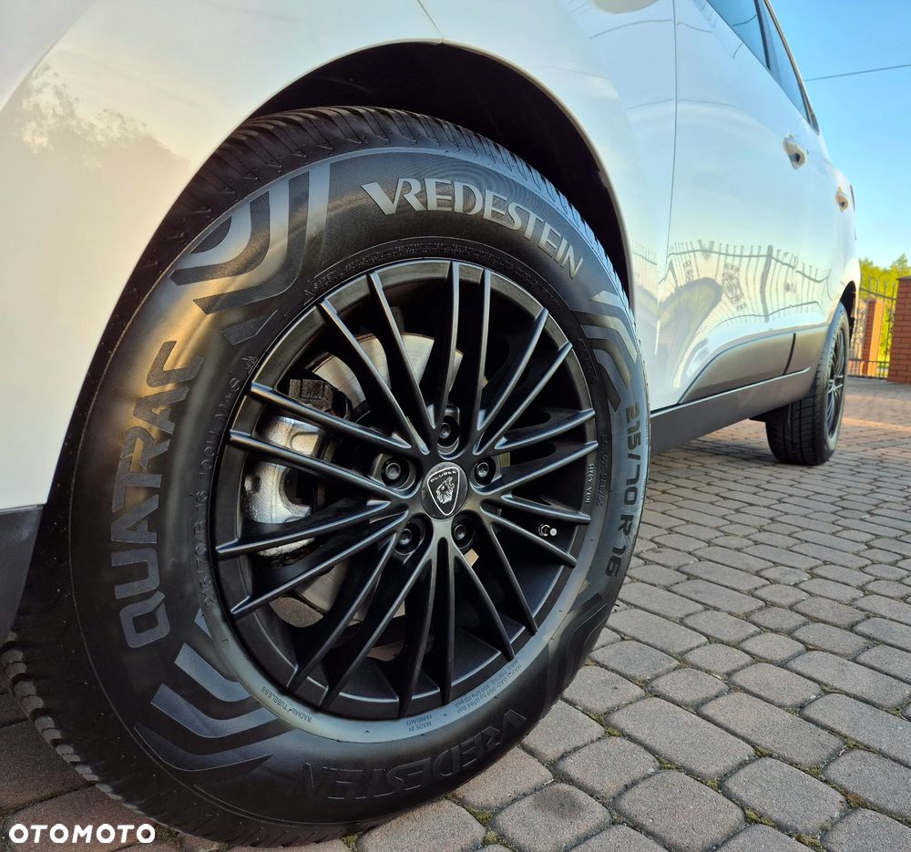 Hyundai ix35 1.7 CRDi 2WD Fifa World Cup Edition - 11