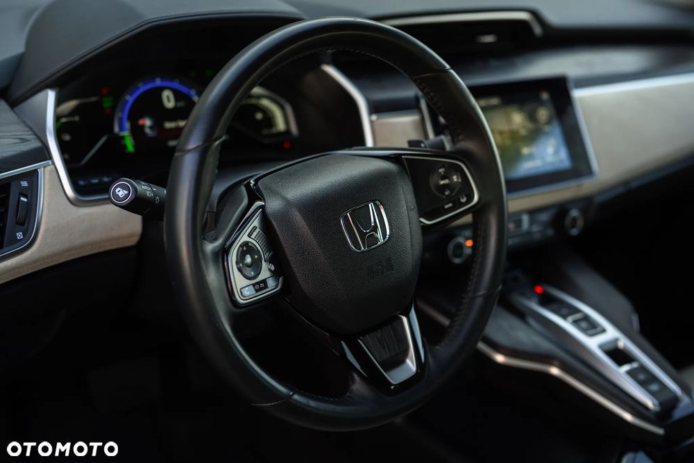 Honda Clarity - 18
