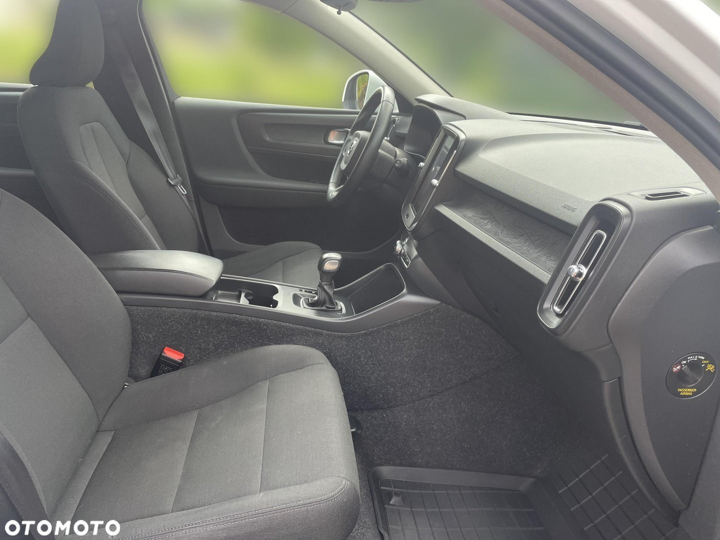 Volvo XC 40 T3 Momentum Core - 11