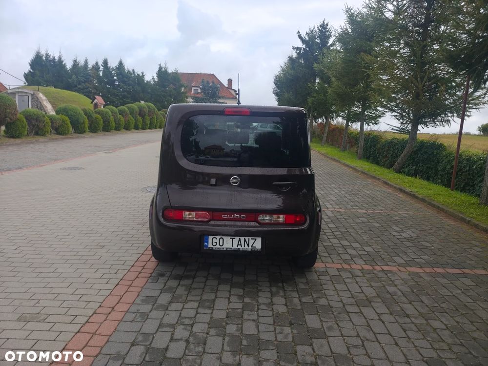 Nissan Cube - 4