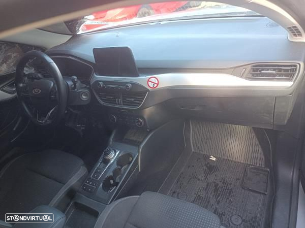 Para Peças Ford Focus Iv Três Volumes (Hm) - 8