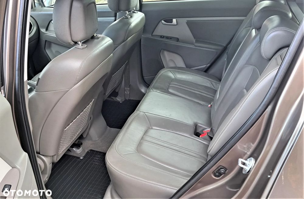 Kia Sportage 2.0 CRDI AWD VISION - 21