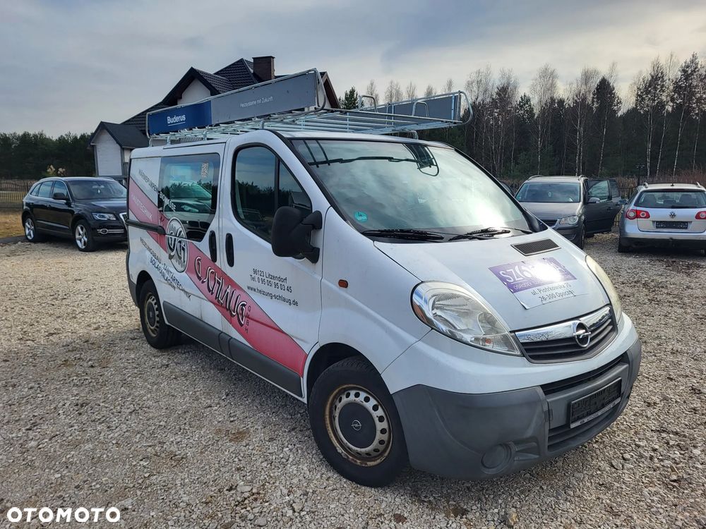 Opel Vivaro - 1