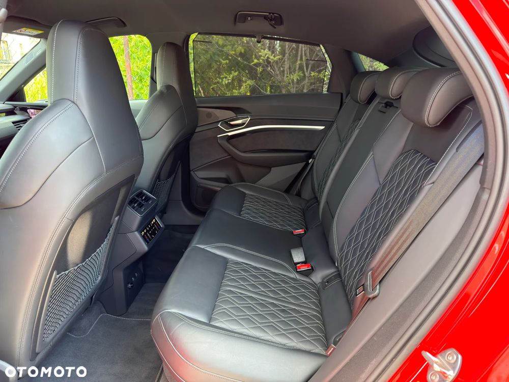 Audi Q8 Sportback e-tron 55 quattro S line - 7